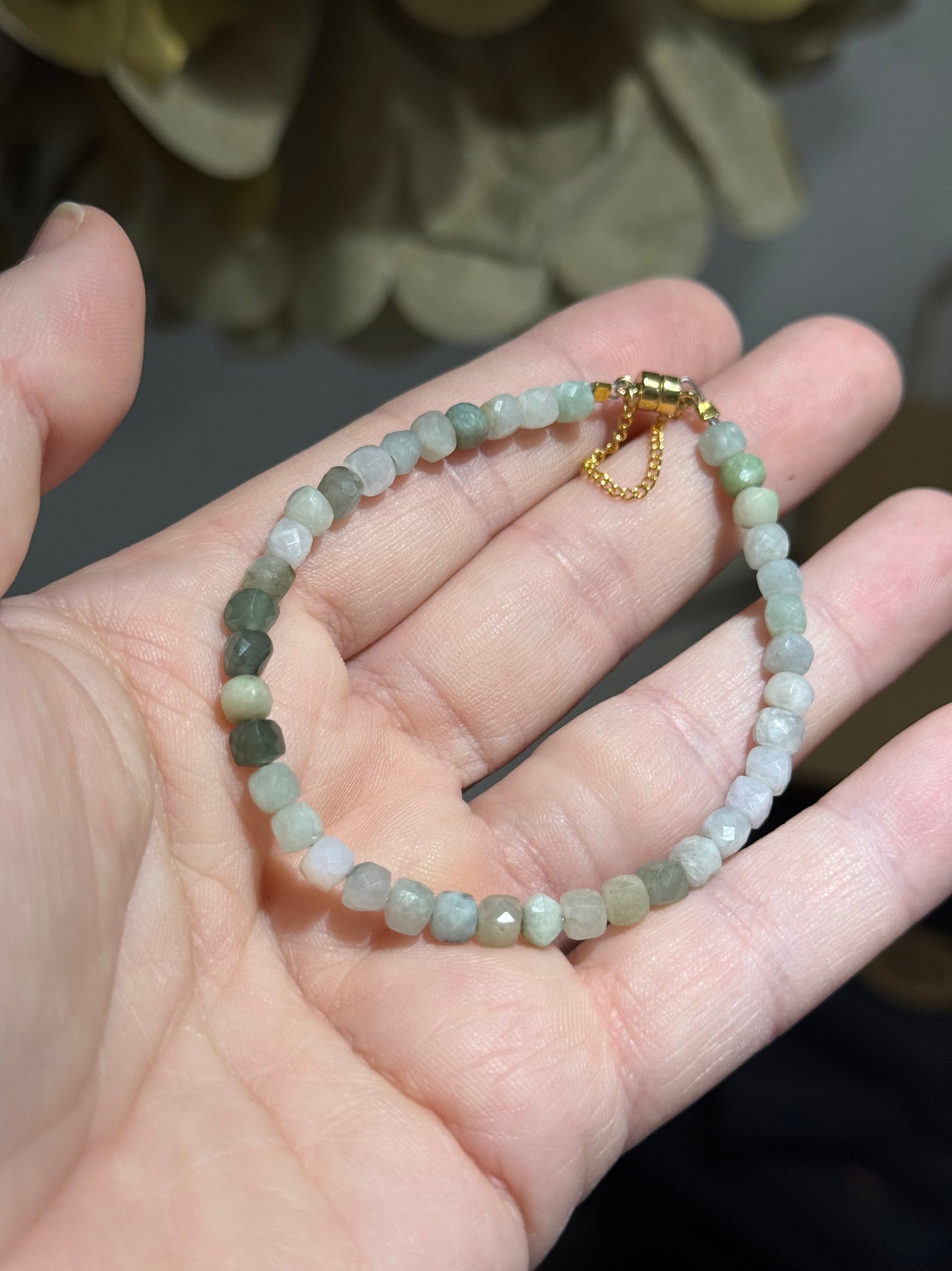 Jade sparkly bead - gold-filled magnet bracelet.