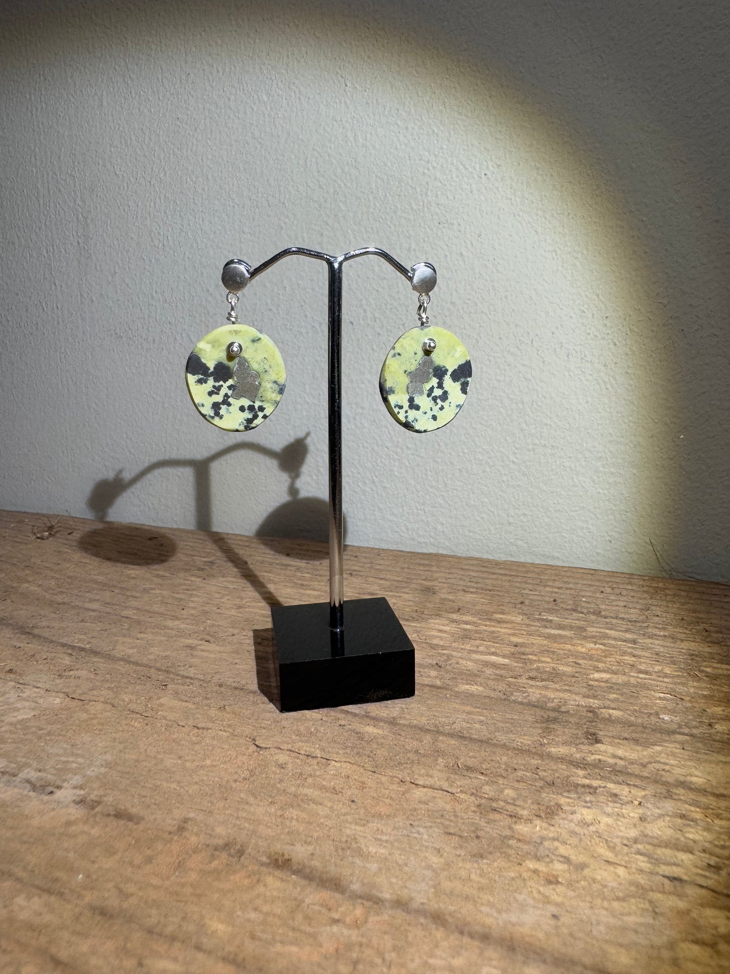 Serpentine slice silver stud earrings from Peru.