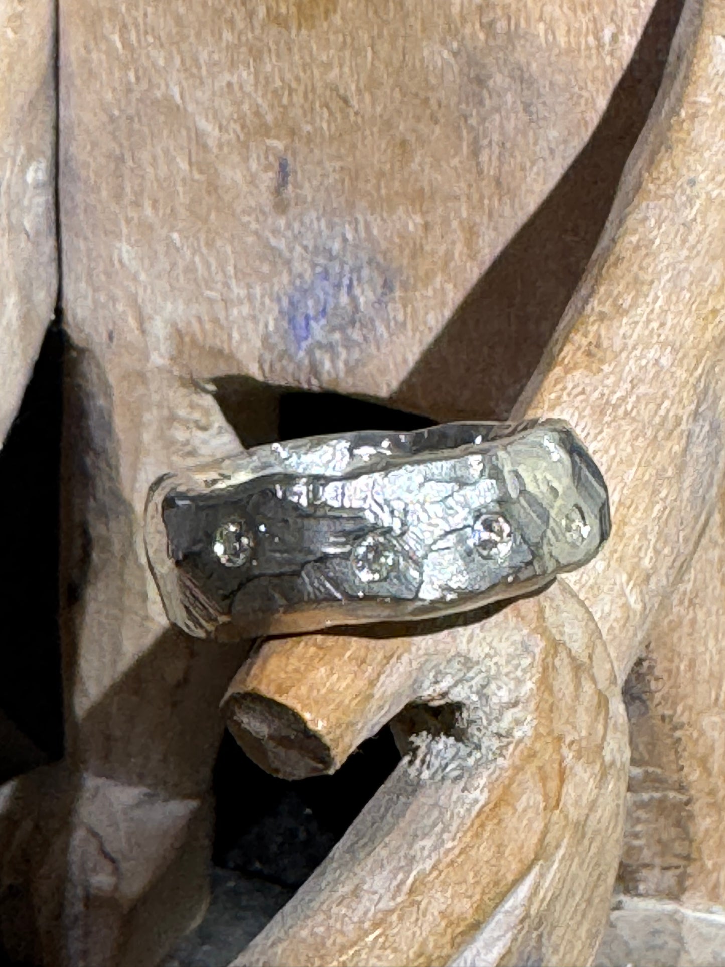 Signature 9ct cast organic diamond band.