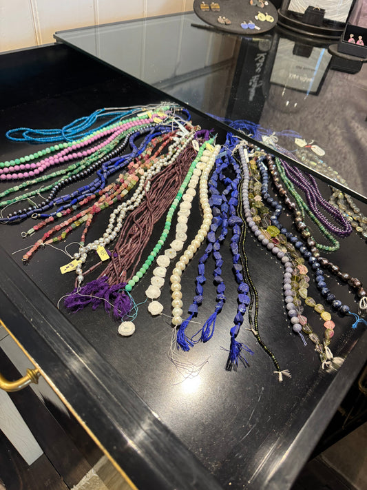 New Gemstones, online Gallery and jewellers holiday starts soon…
