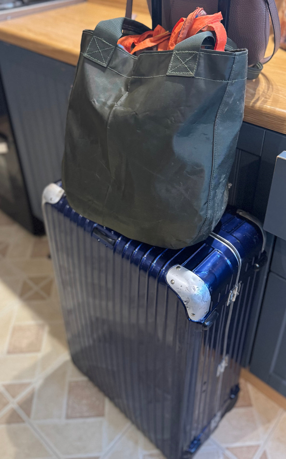 Jeweller on her travels ..