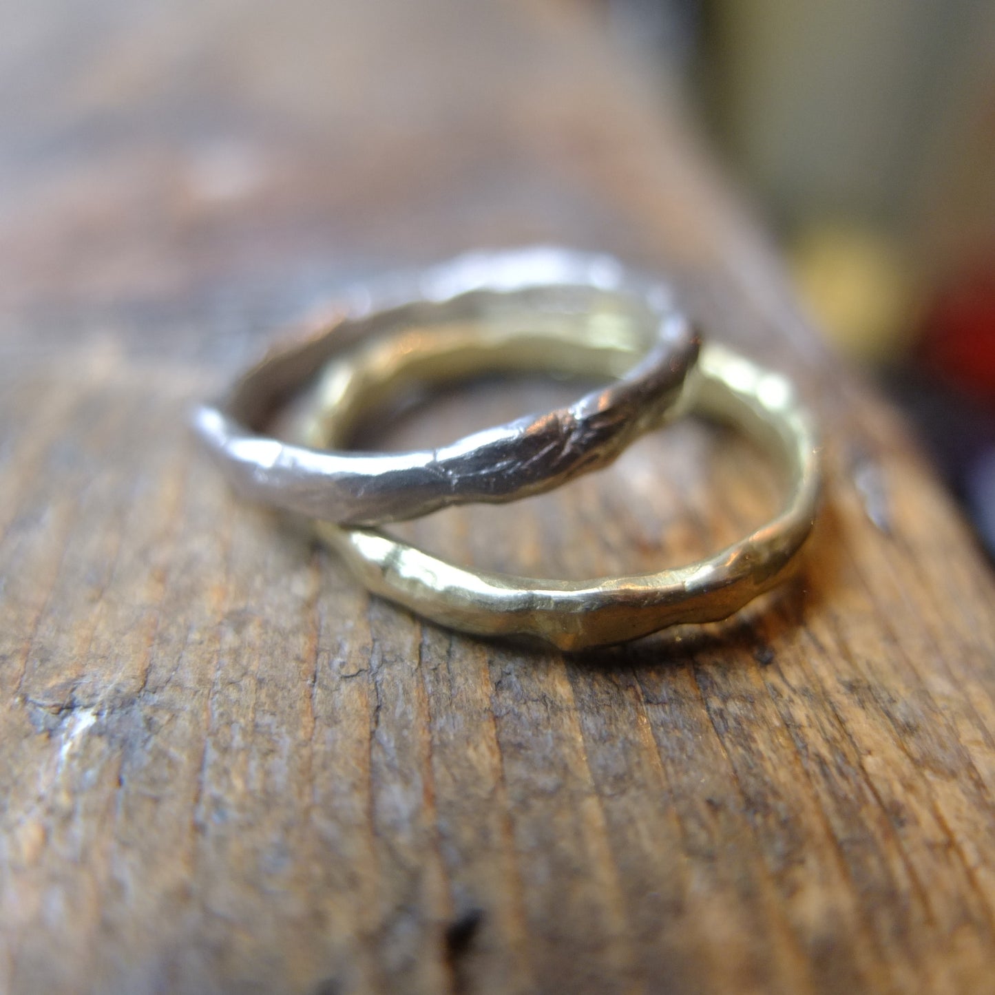 Organic 9ct white/yellow or Rose gold band.