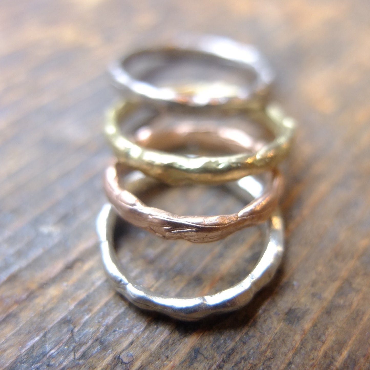 Organic 9ct white/yellow or Rose gold band.