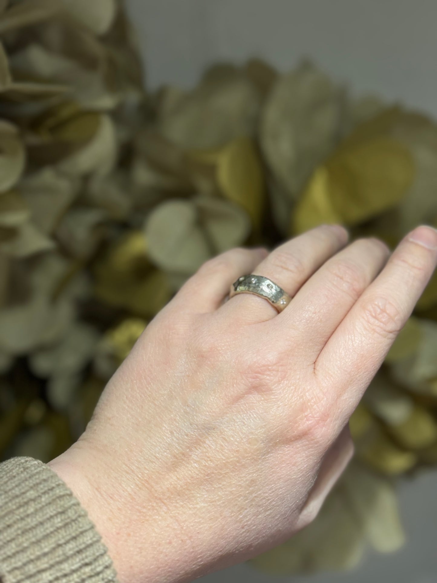 Signature 9ct cast organic diamond band.