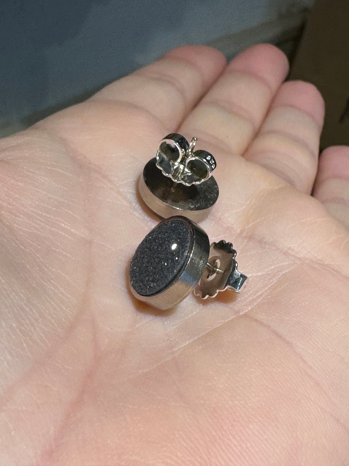 18ct white gold Black Onyx / grey Druzy studs