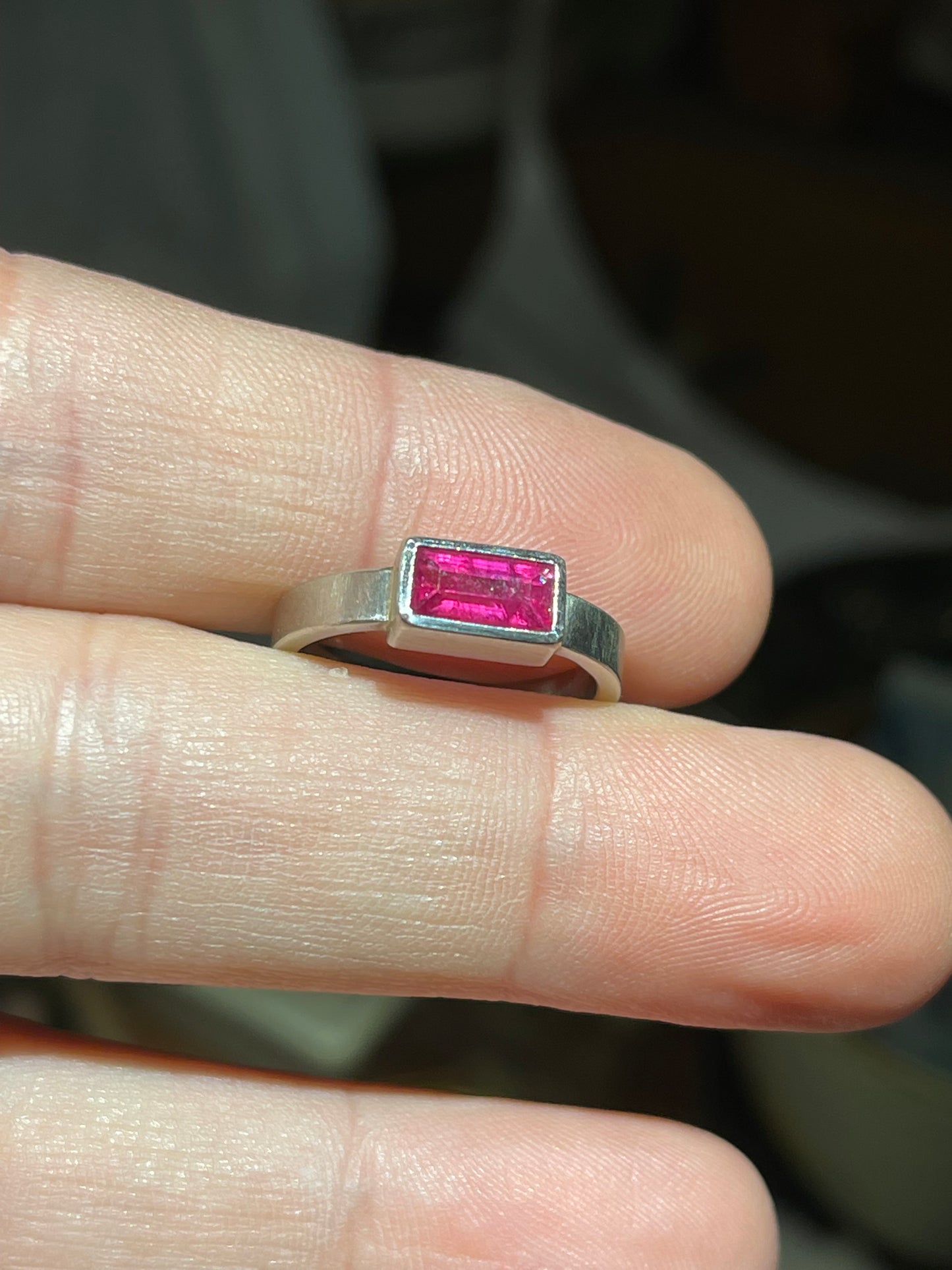 Oblong Ruby Platinum ring